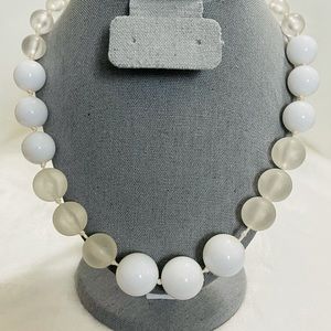 Vintage white beaded necklace